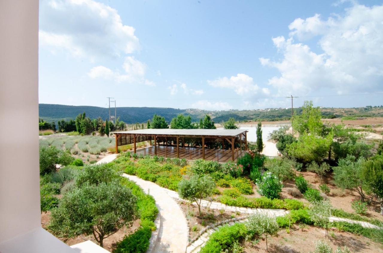 The Windmill Resort Mitata ภายนอก รูปภาพ